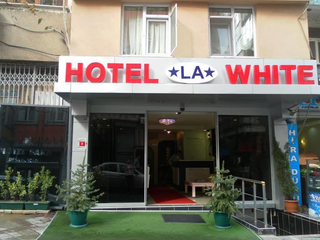 Otel La White 2*